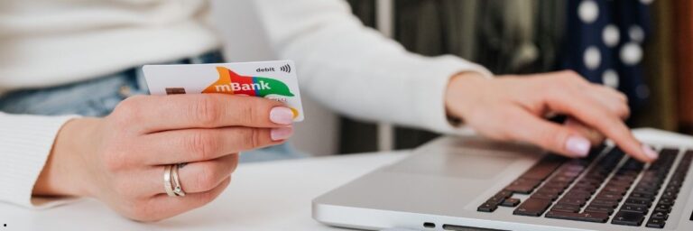 Kredi Kartı Borcunu Ertelemek: Faiz ve Kredi Notu Etkisi